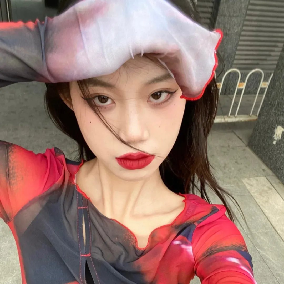 公共女人封面